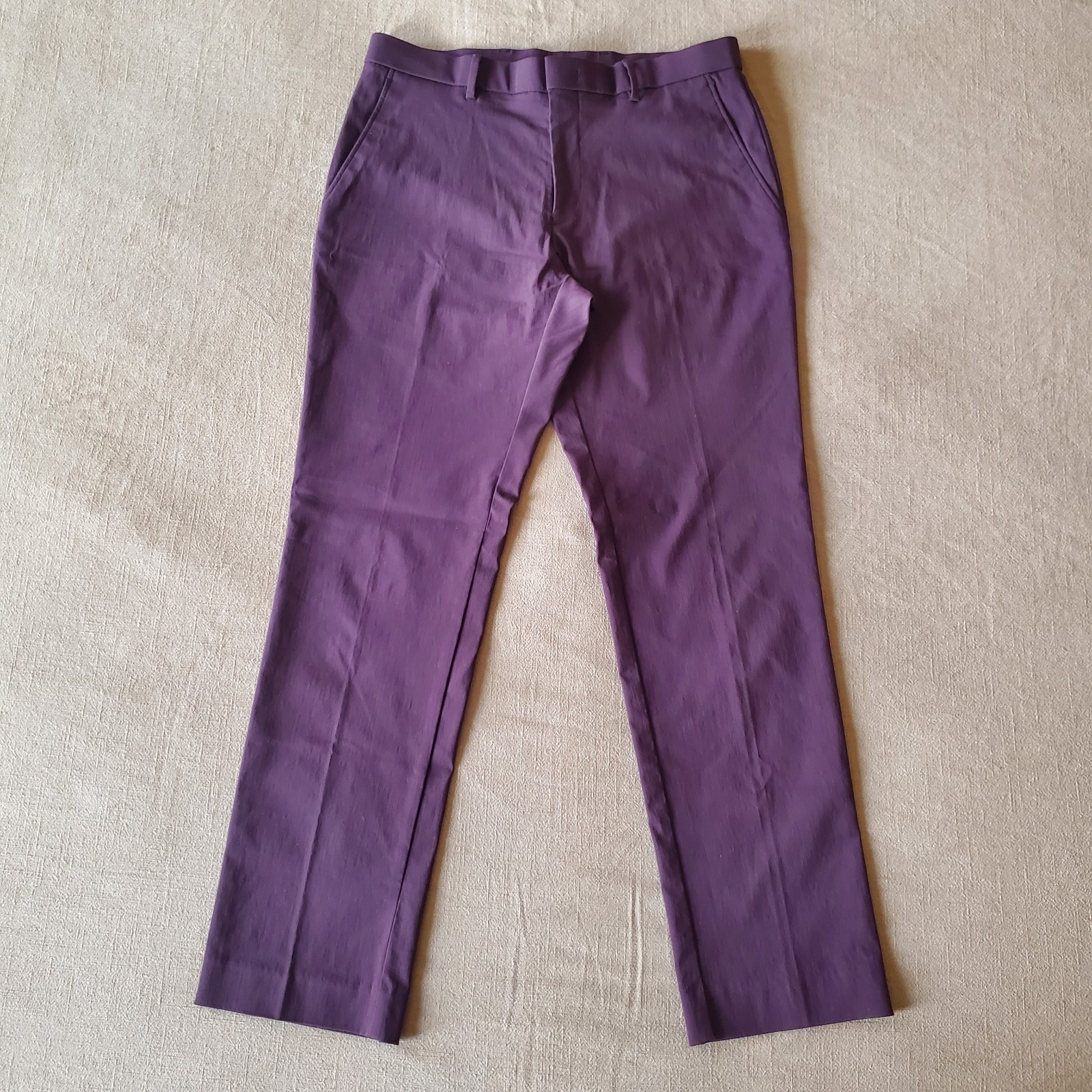 Tommy Hilfiger Men's Modern Fit Flex Stretch Burgundy Pants 32W x 30L