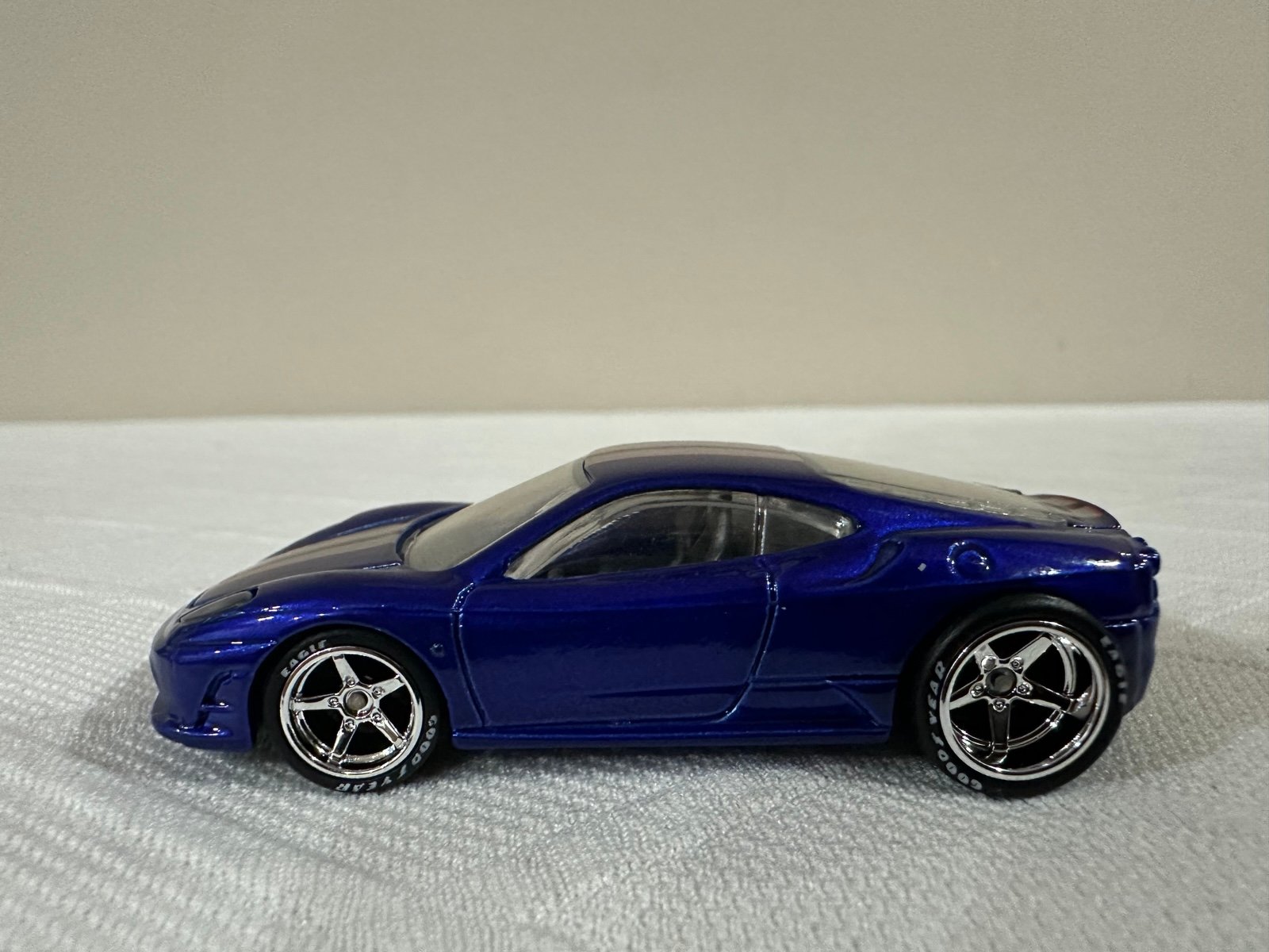 Hot Wheels Customized Ferrari 430 Scuderia -Beautiful Mint