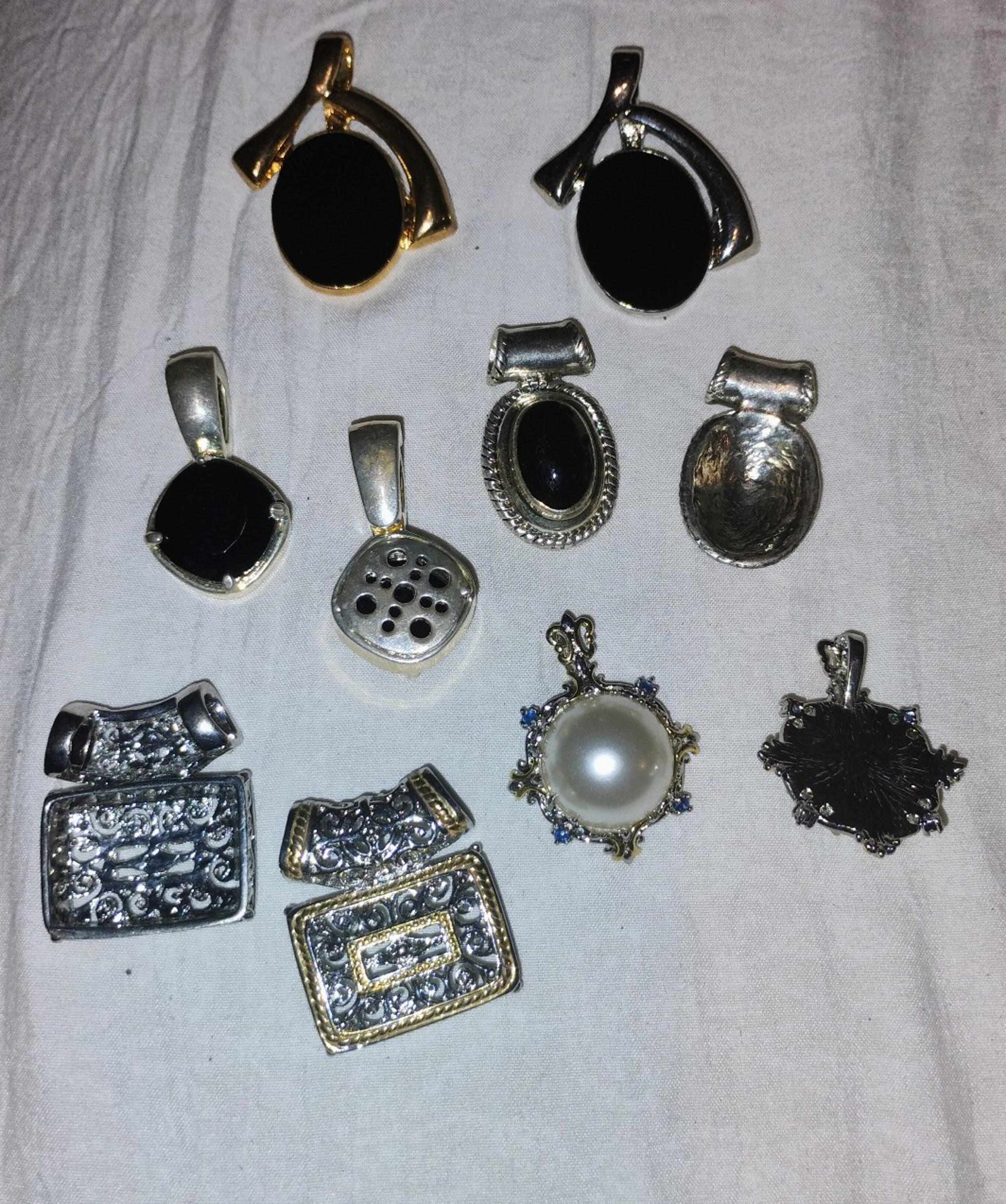 Pendant lot 1