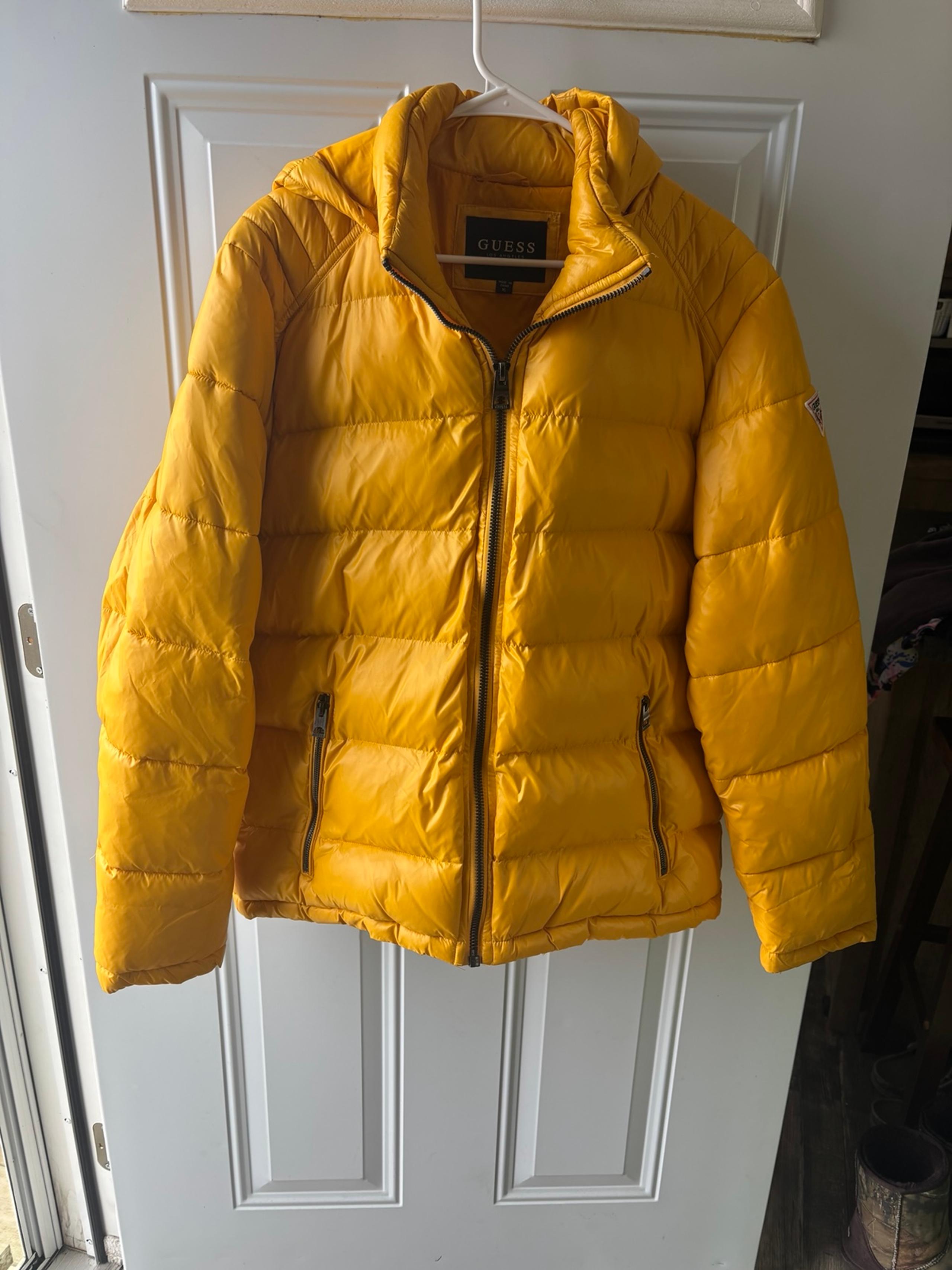 GUESS Yellow Winter Hooded Puffer Jacket Size Xl Men