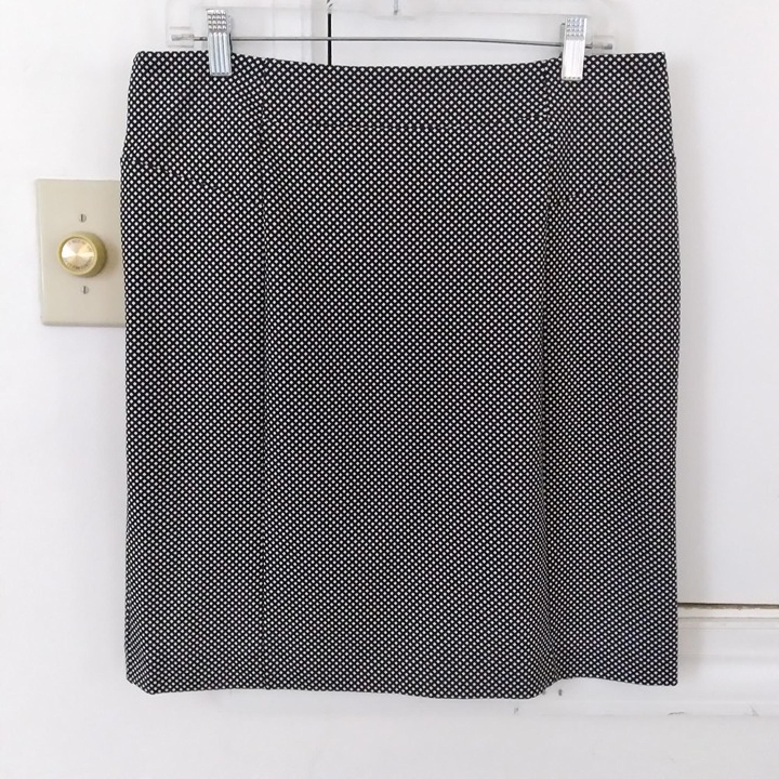 Michael Kors Black and White Print Pencil Skirt, Size Large - MICHAEL Michael Kors
