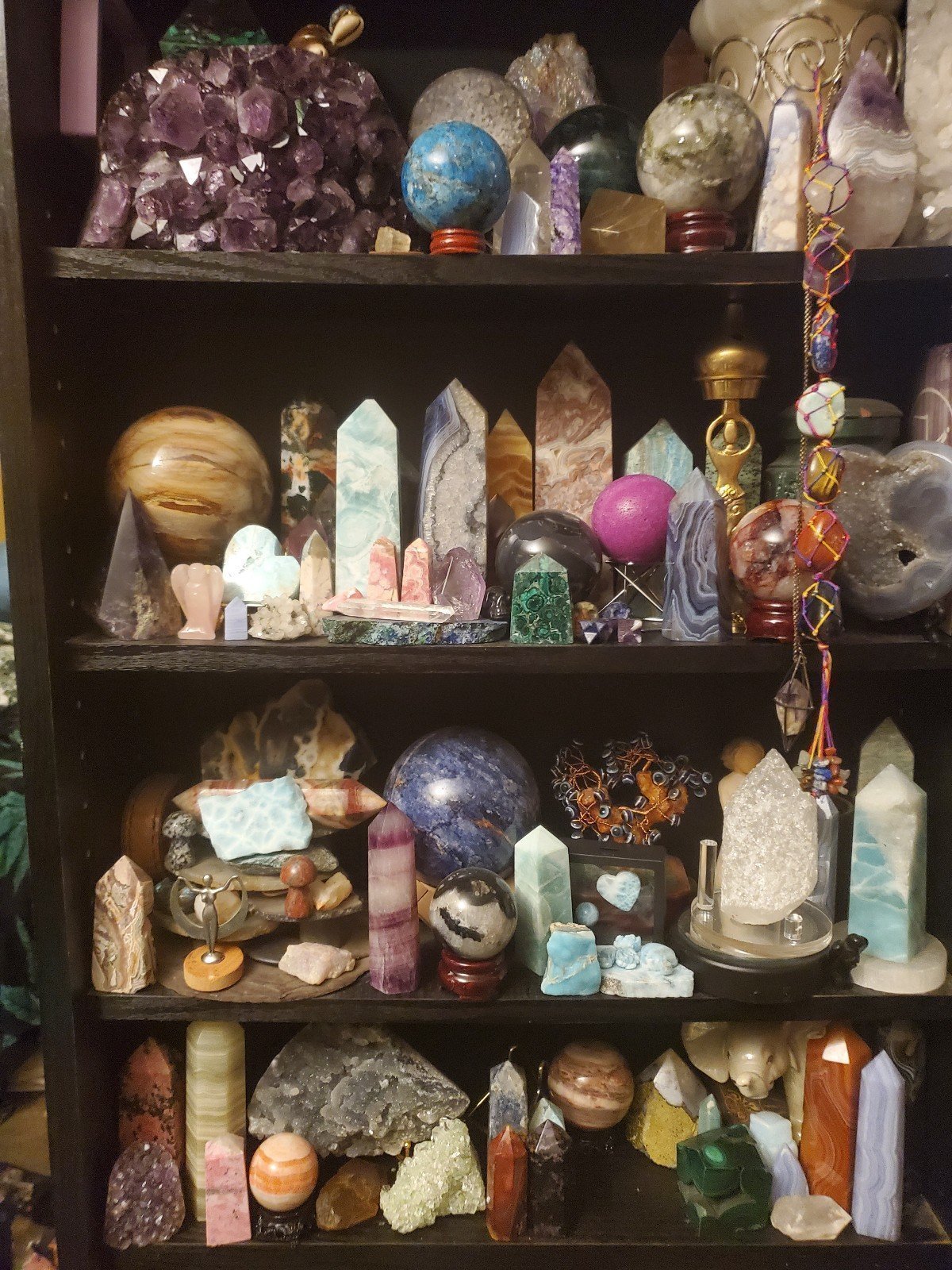 200+ Value Crystal Specimen Gem Minerals Jewelry stone Box lot Surprise