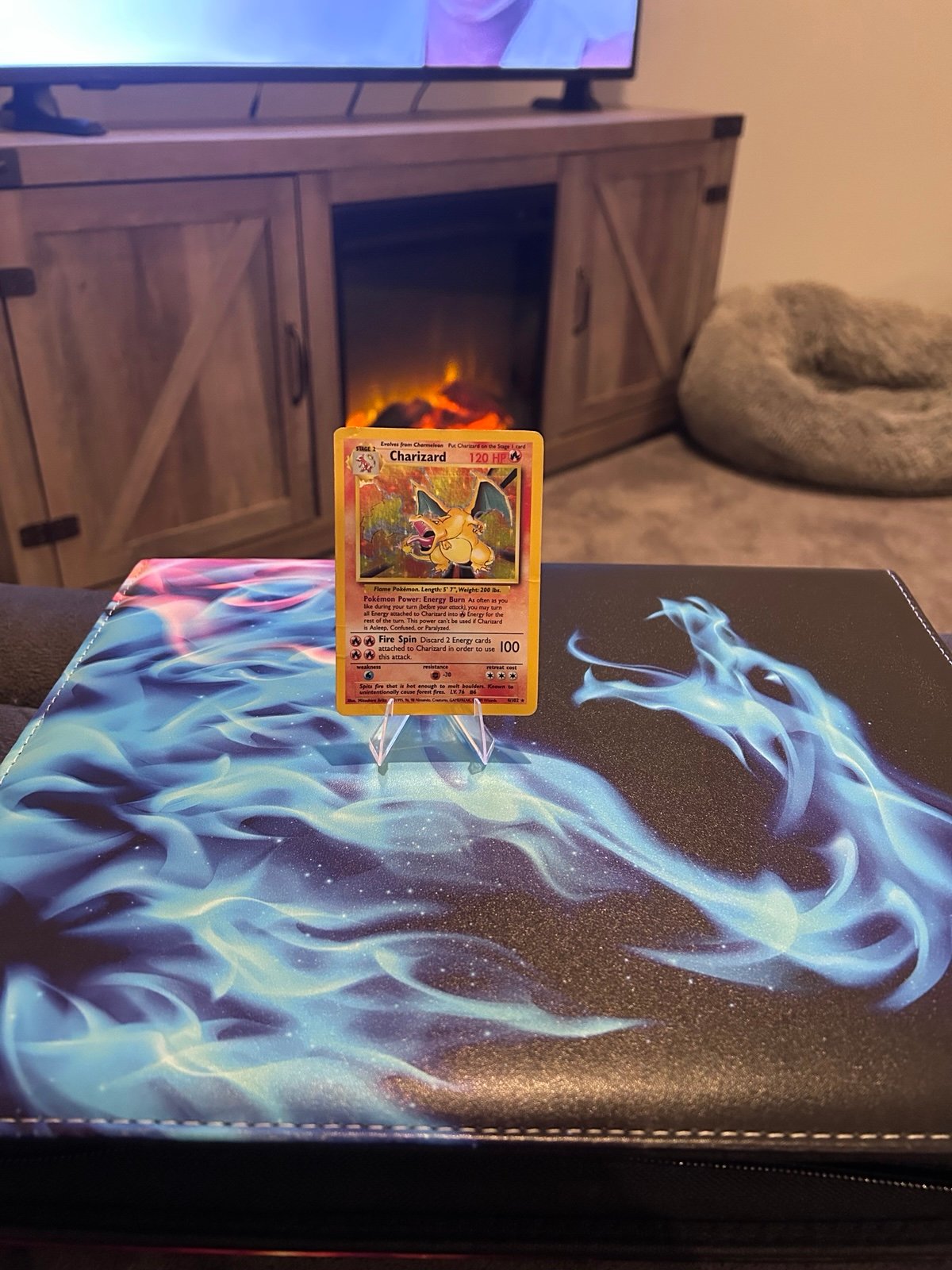 Charizard 4/102 base set holo HP