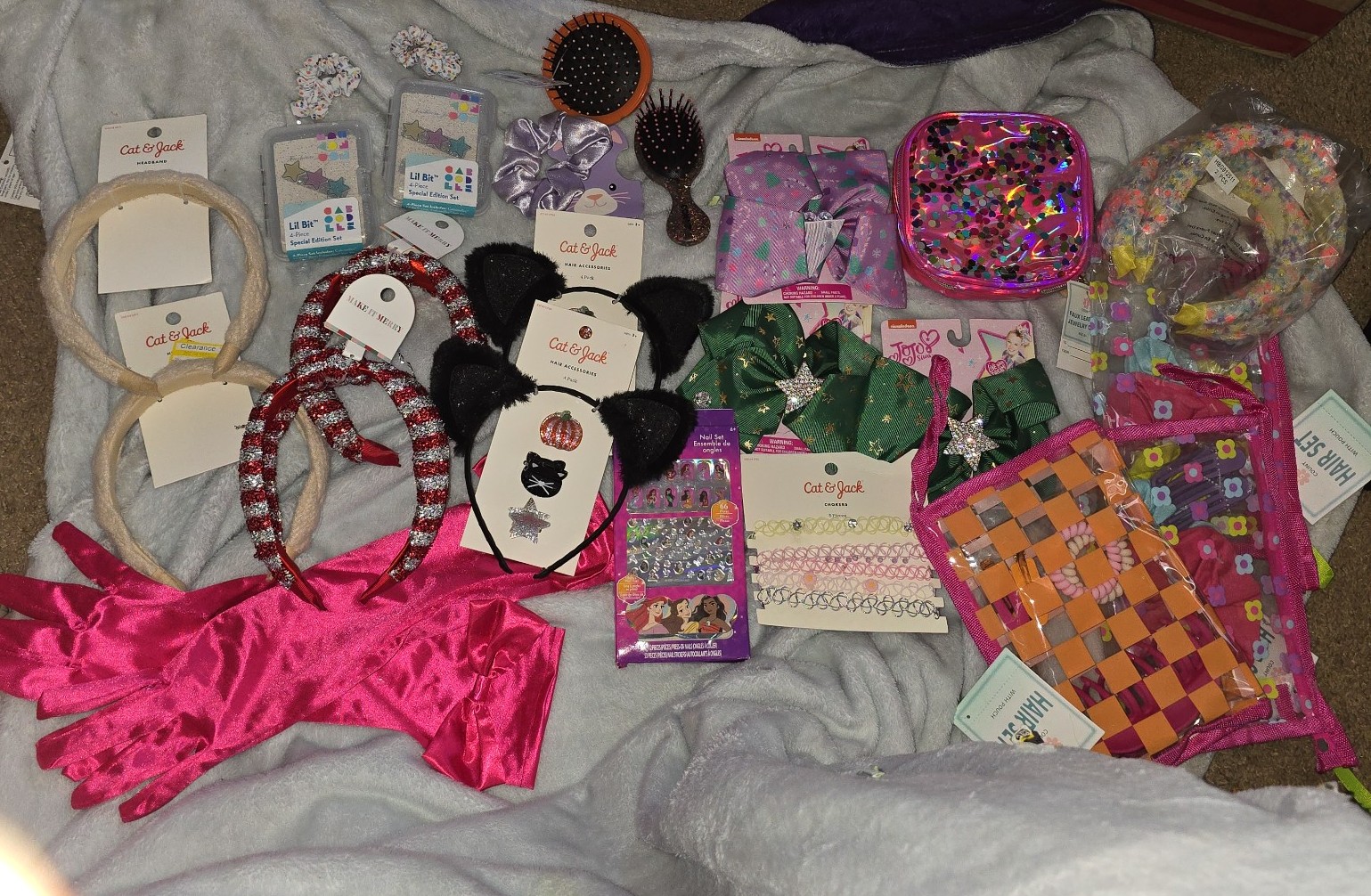 Masssssiiiivvveeee little girls accessories bundle!