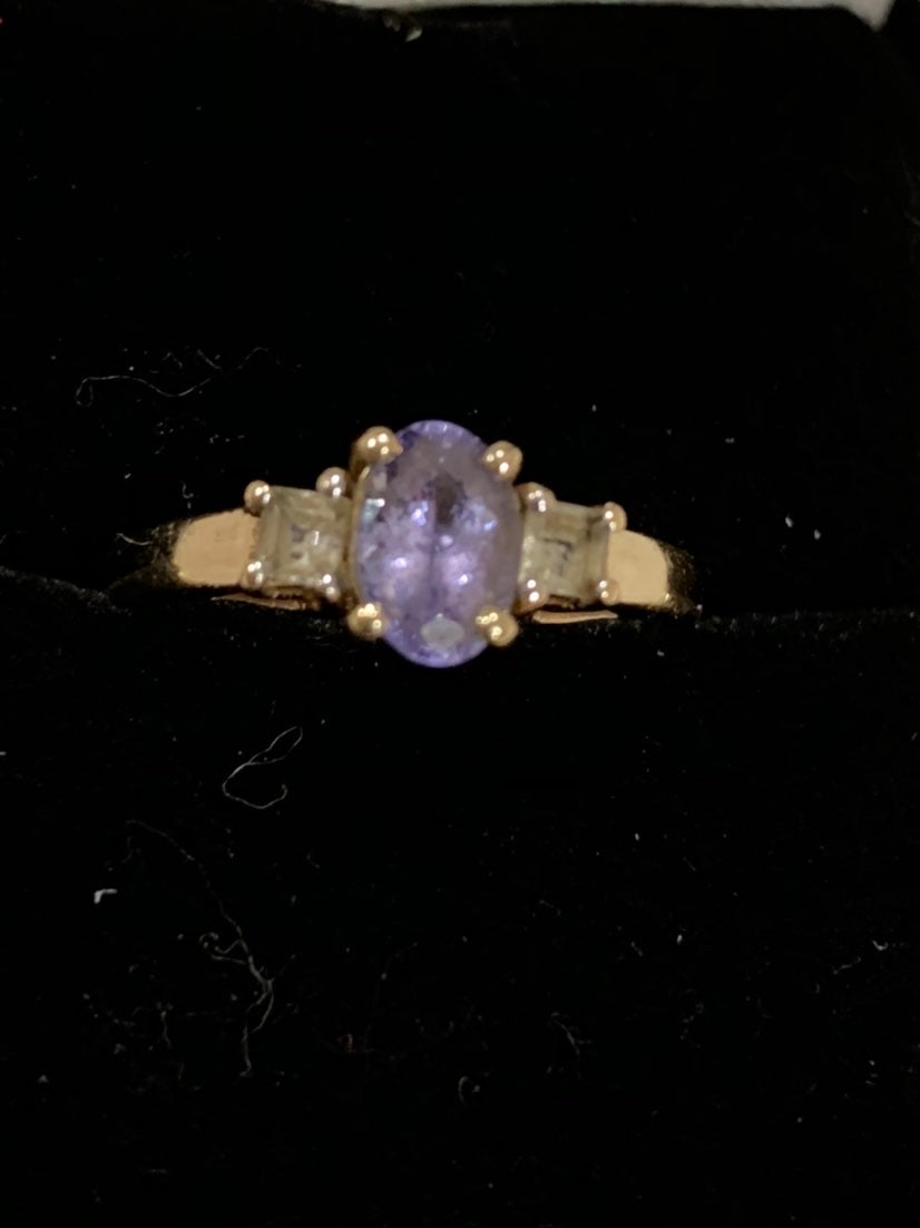 14k YG Tanzanite & Diamond Ring