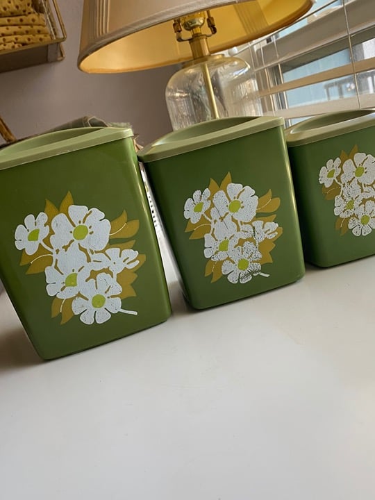 Vintage Floral Nesting Kitchen Containers & Storage