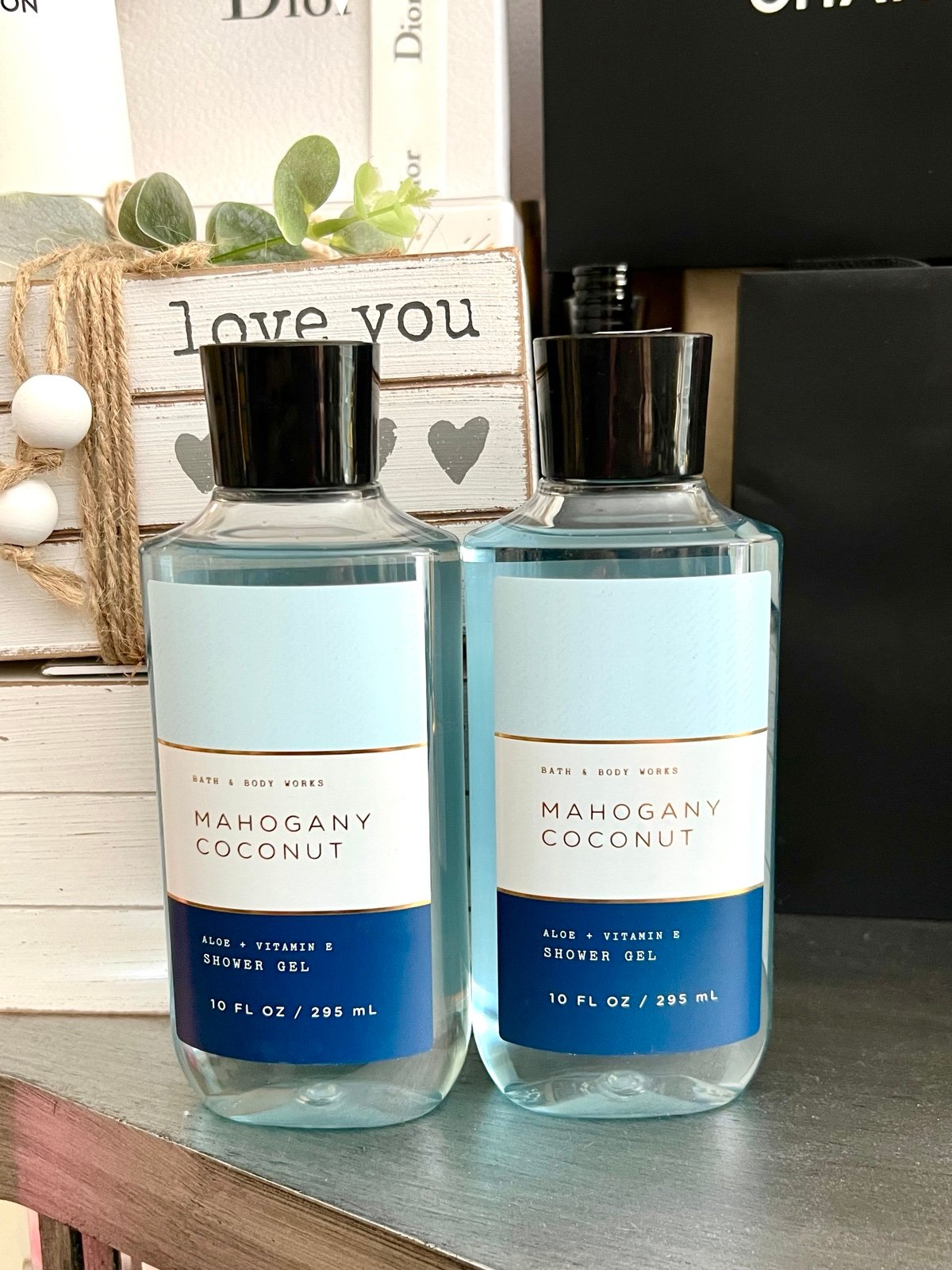 Bath and Body Works Mahogany Coconut shower gels for men