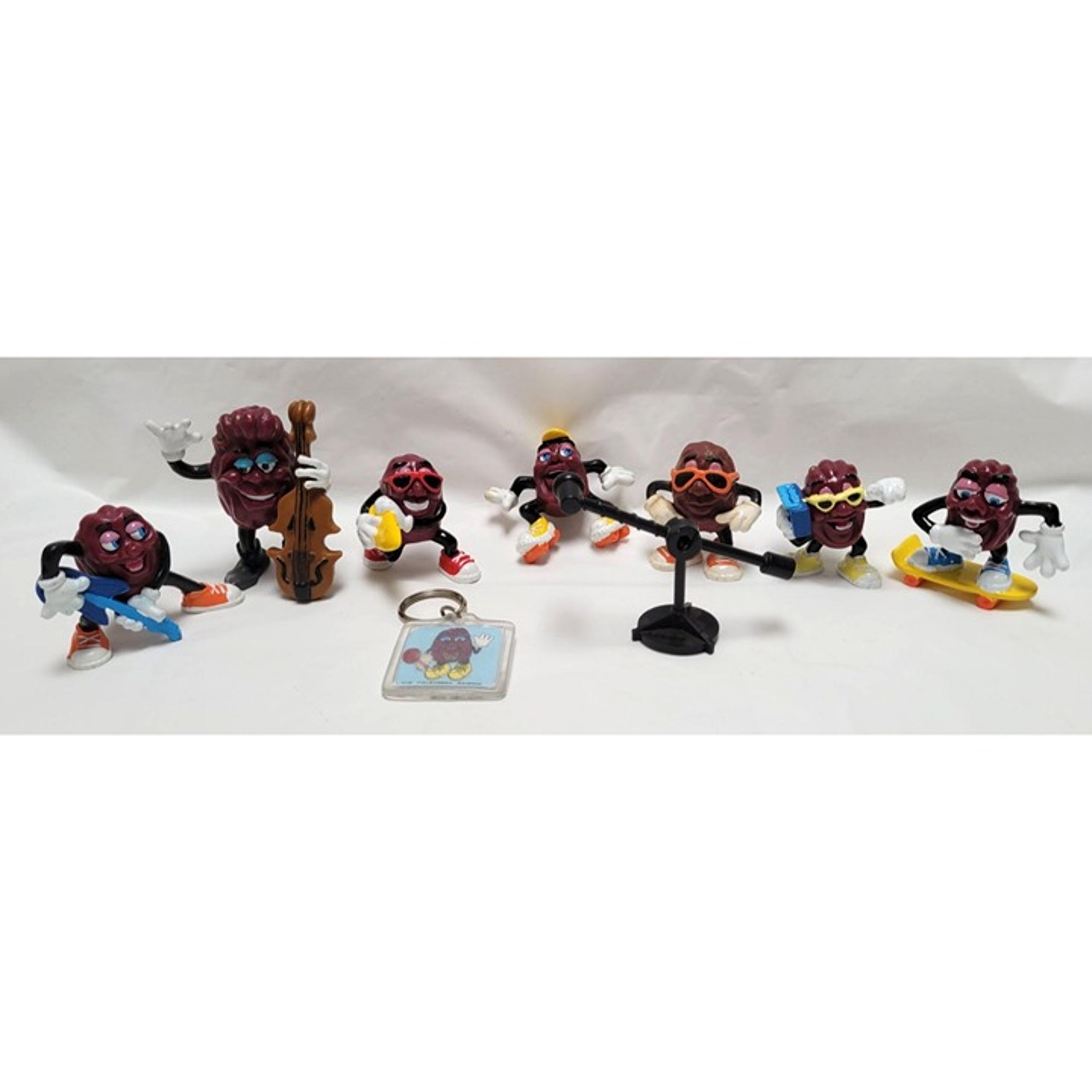 Lot of 7 Vintage California Raisins PVC Figurines Microphone Stand Keychain