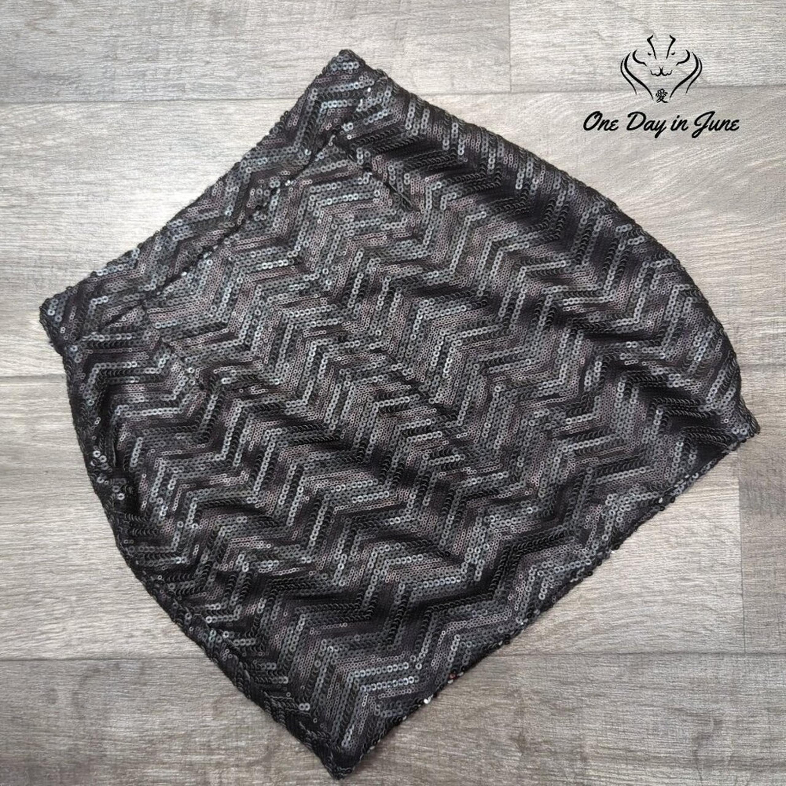 Tobi Sequin Mini Skirt Size S