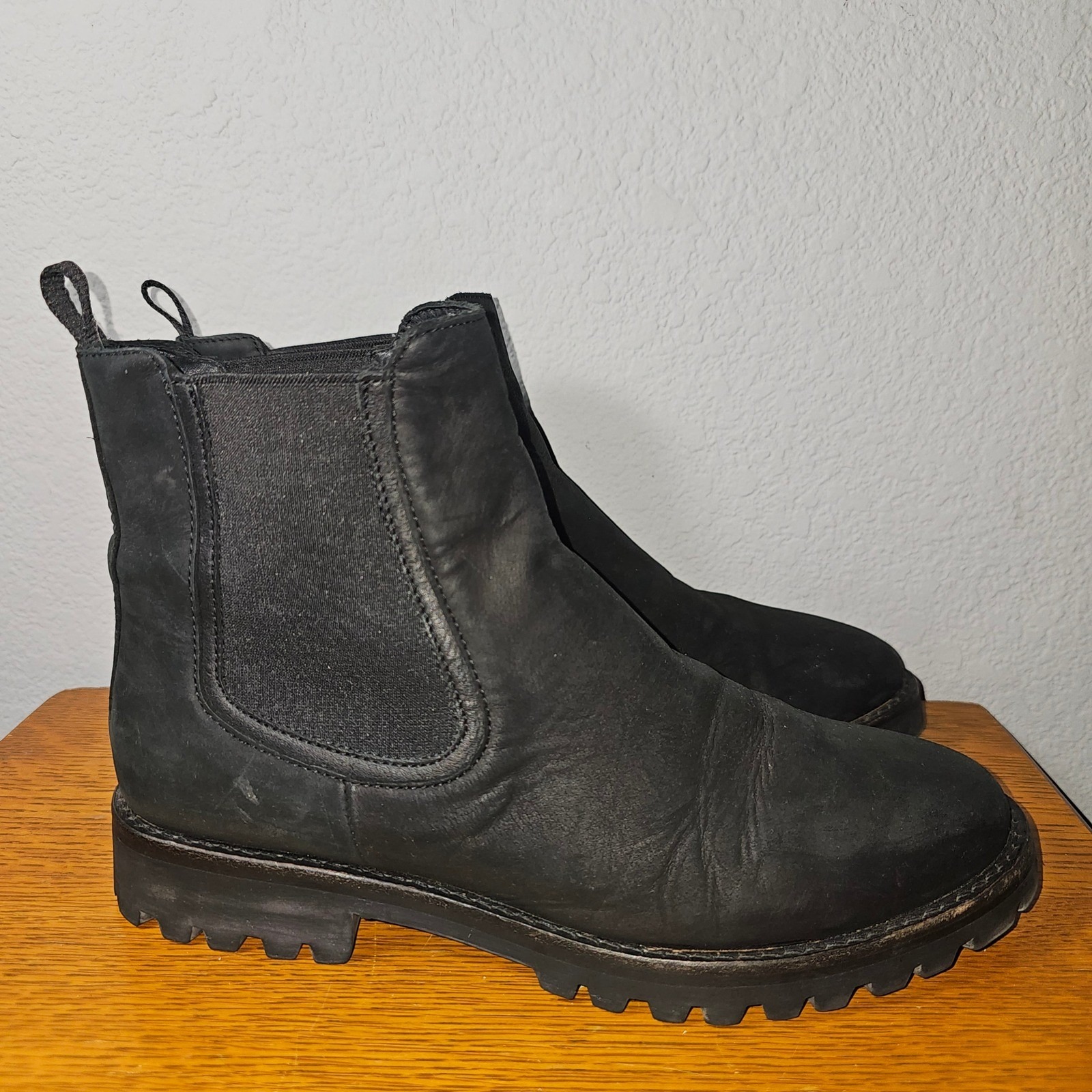 Thursday Boot Co. Everyday Black Leather Chelsea Ankle Boots Lug Sole Size 9