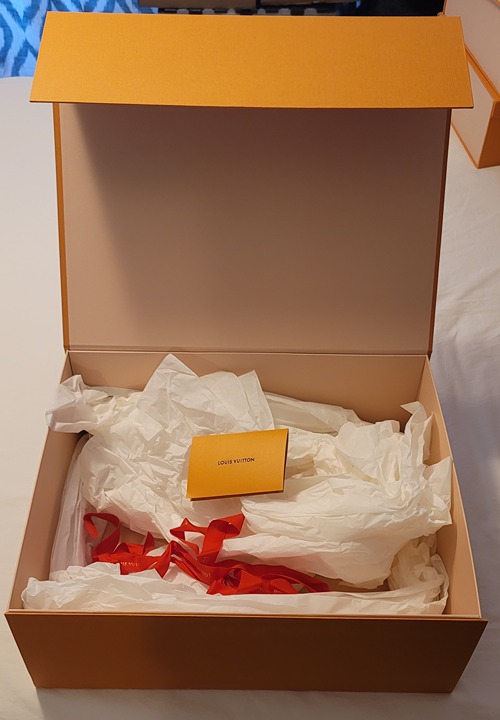 Authentic Louis Vuitton Empty Gift Box 20 1/8 x 16 1/2 x 7 1/2 (LVBOX143)