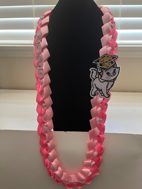 Marie Aristocats Graduation Lei