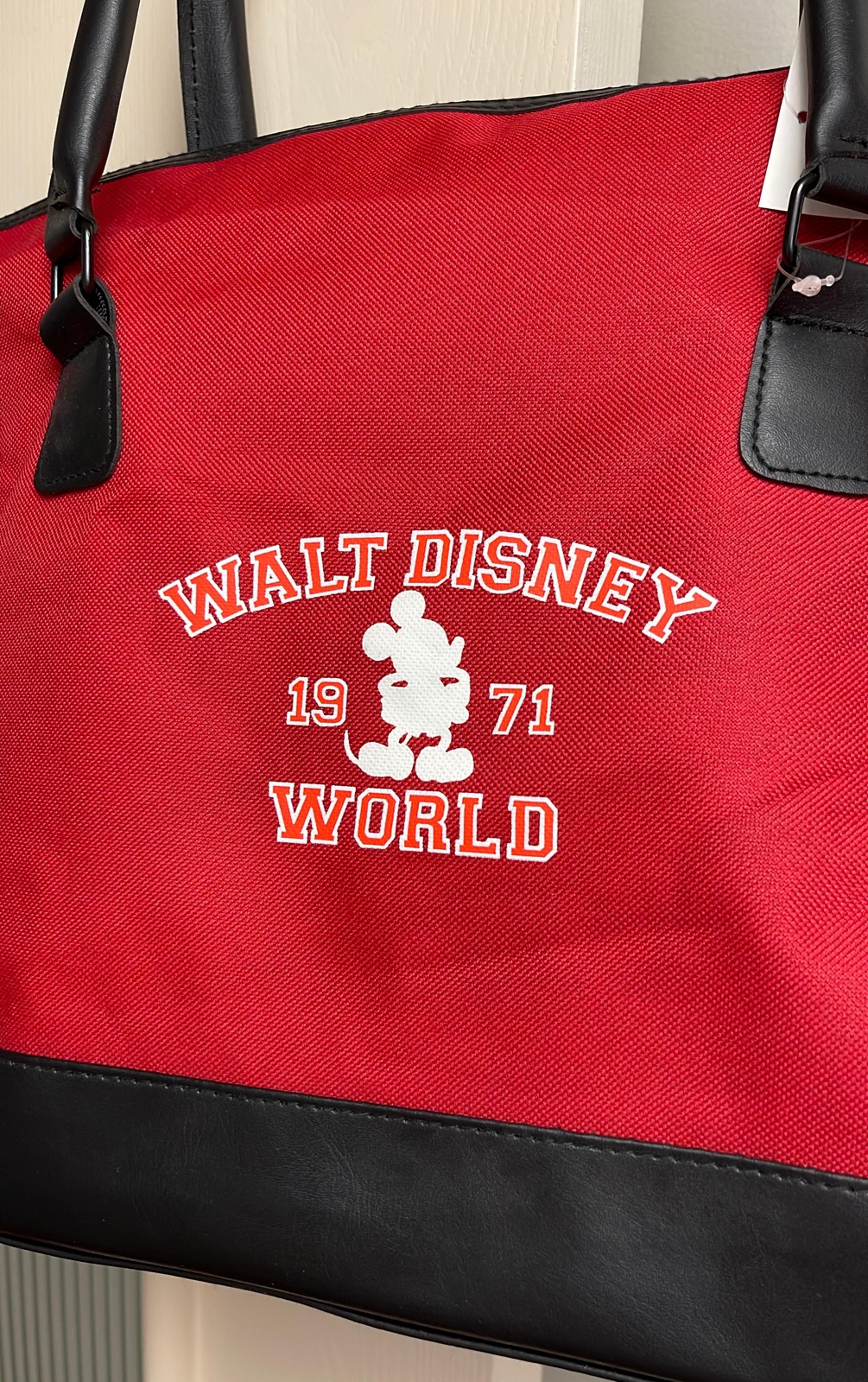 Disney World Zip Top Shoulder Bag NEW!