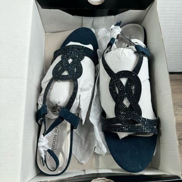 London fog Women’s Sandals Size 11 # Bag AA-52