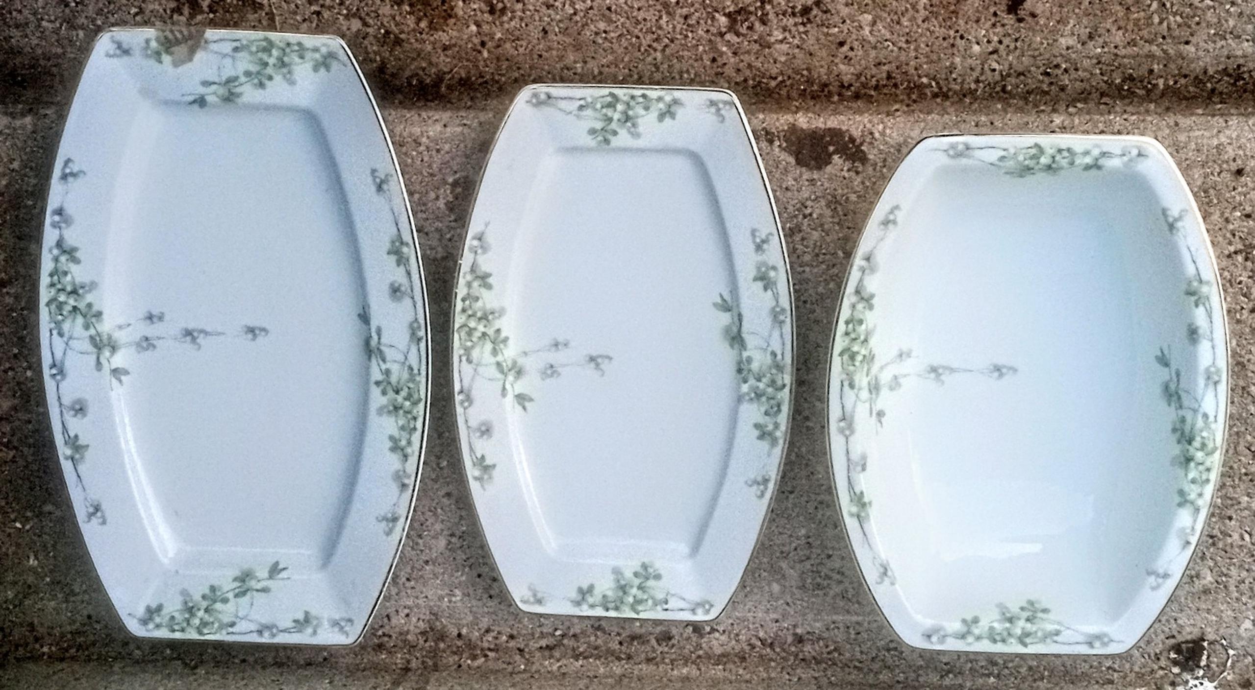 Rosenthal Continental China Christmas mistletoe dinnerware bowl platters