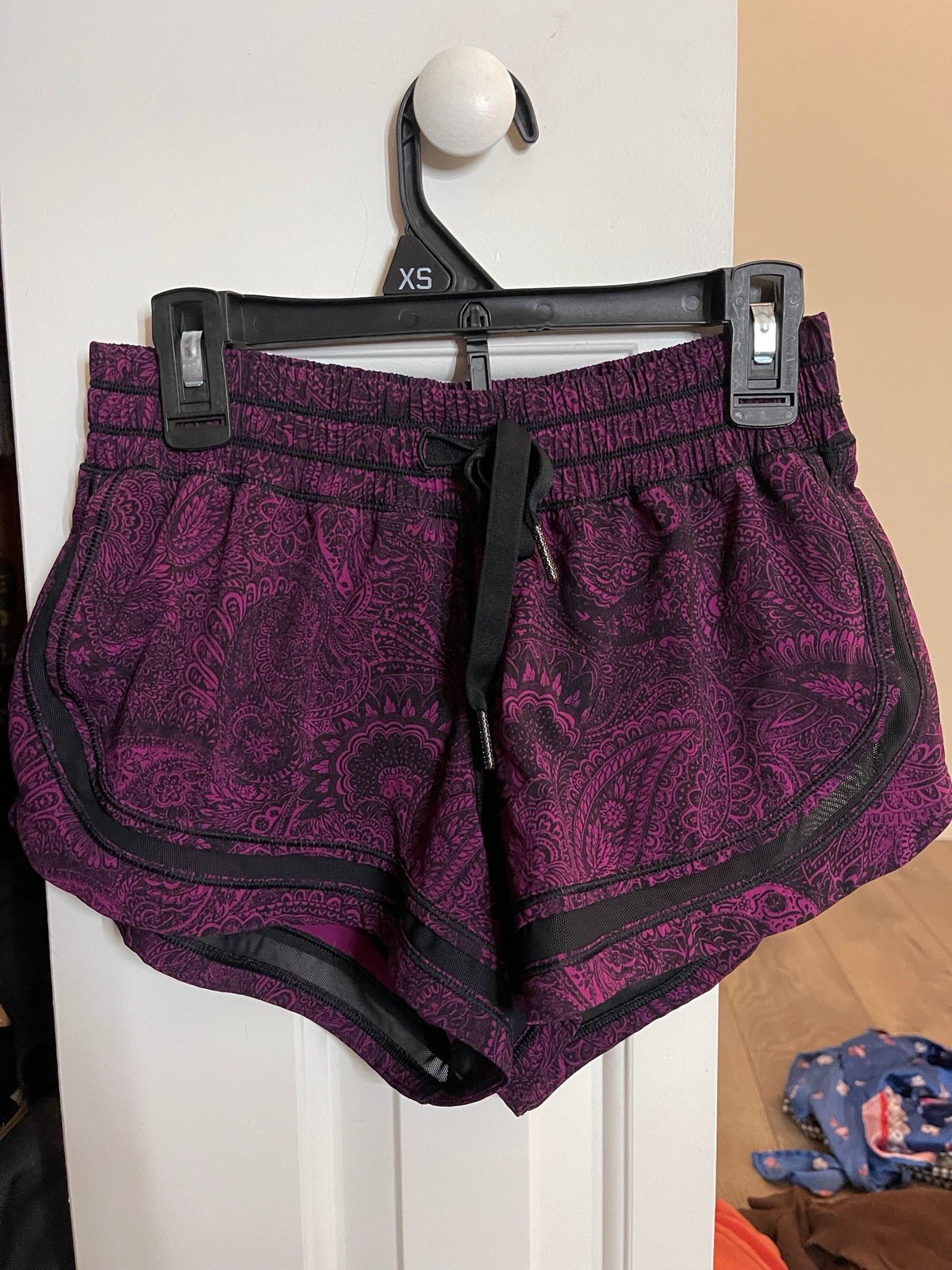 Lululemon Hotty Hot shorts