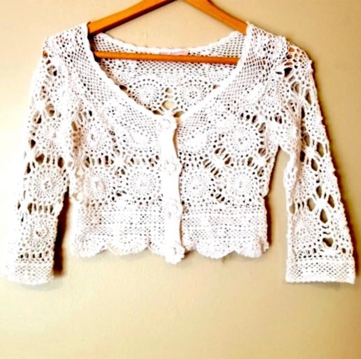 Betsey Johnson ivory crochet sweater M
