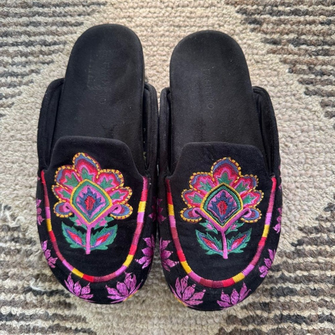 Farm Rio Black Velvet Tapestry Mule (Women) Size 7