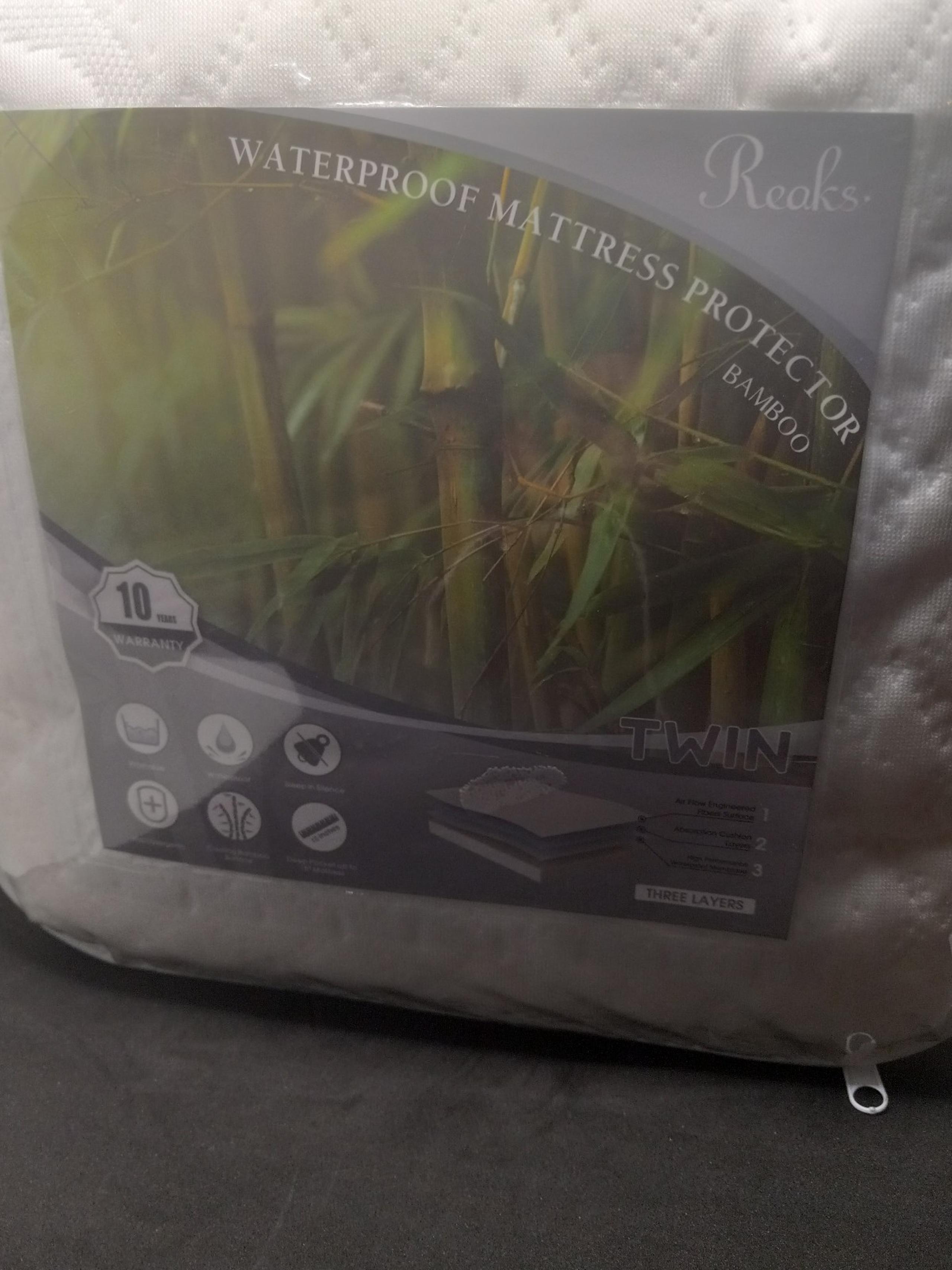 Bamboo waterproof mattress cover