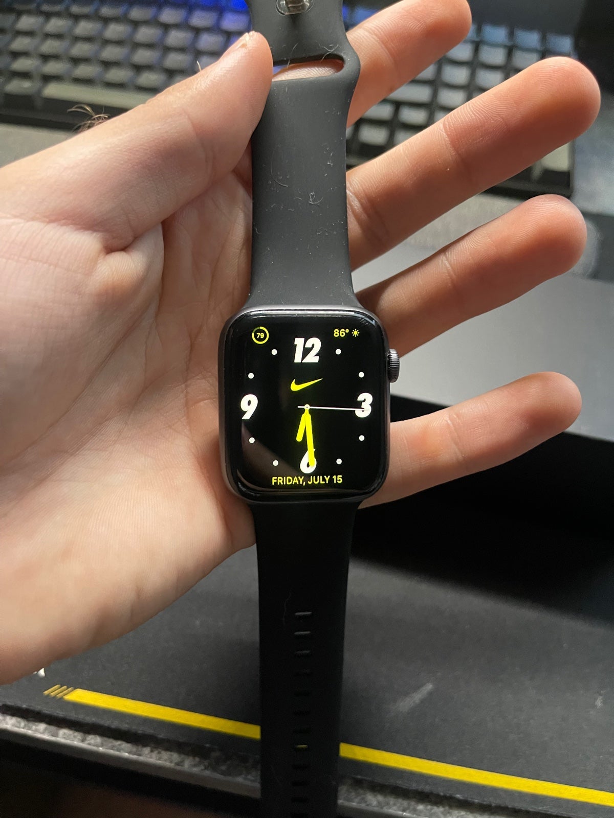 Apple Watch Series 4 Nike+ Smart Watches | Mercari Apple Watch Series 4 Nike+ Smart Watches | Mercari