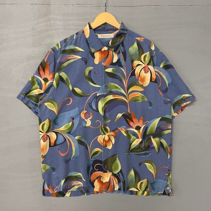 Tommy Bahama 100% Silk Floral Orchard Hawaiian Shirt Large