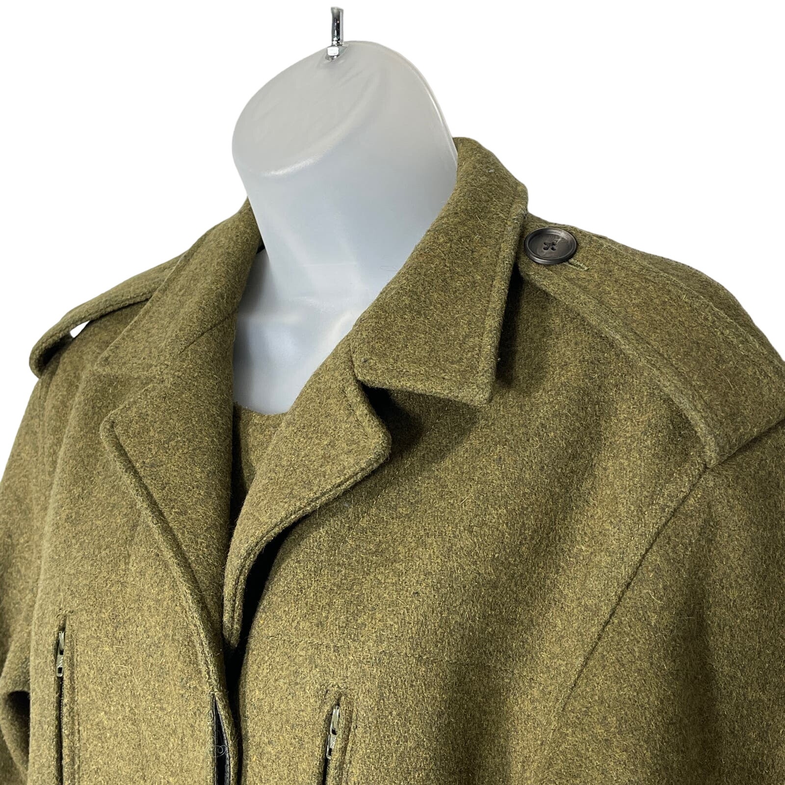 Handmade Chic & Comfortable Green Wool Coat - Your Winter