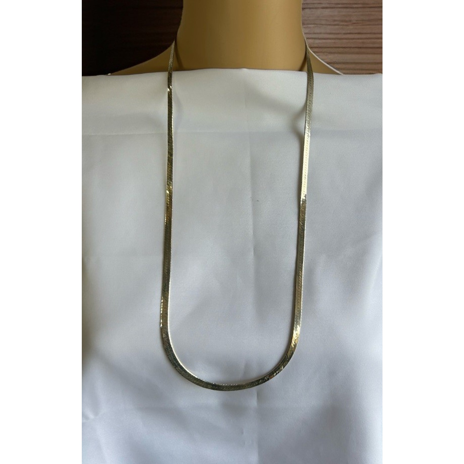 Beautiful Italian 925 30” Serpentine Necklace.