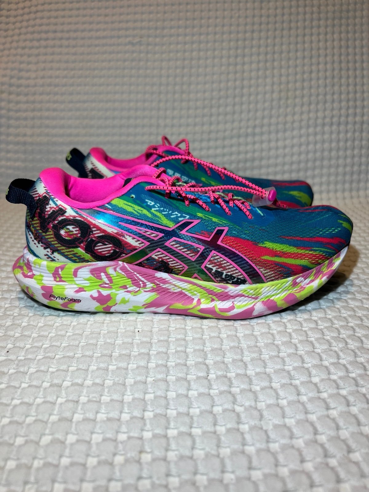 Asics Noosa Tri 13 - W Running Sport Shoes Size US 7.Used, Good Conditions