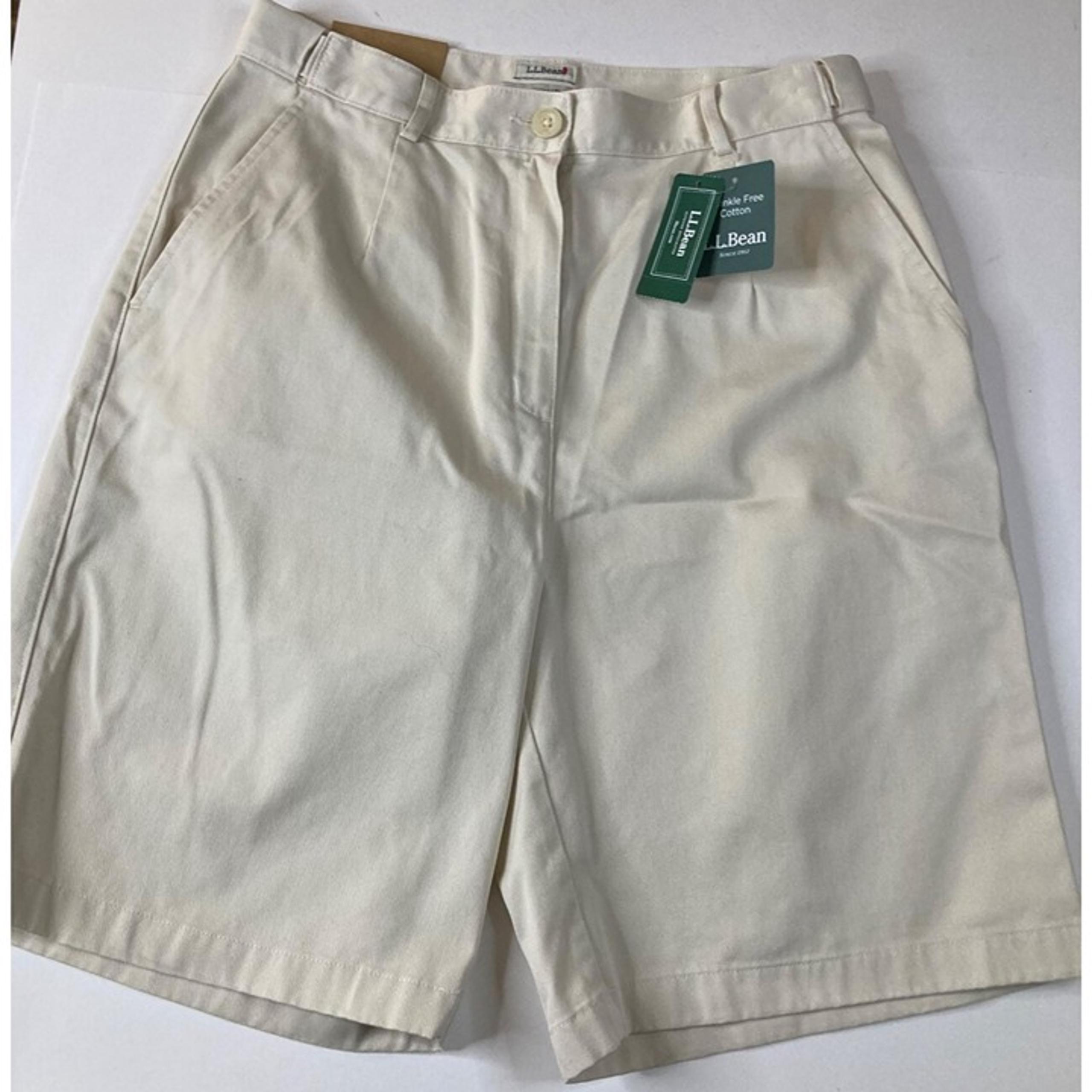 Womens LL Bean Bayside Shorts Ultra High Rise Original Fit 9" Beige 10 NWT #1 co