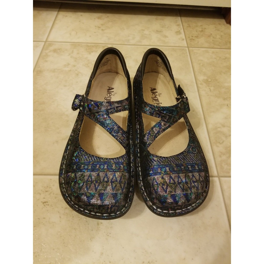 Size 38 Alegria blue silver iridescent leather upper Mary Jane shoe Jil-321