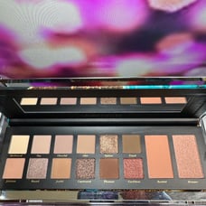Laura Geller | Laura’s Essentials Eyeshadow & Face Palette | BNIB