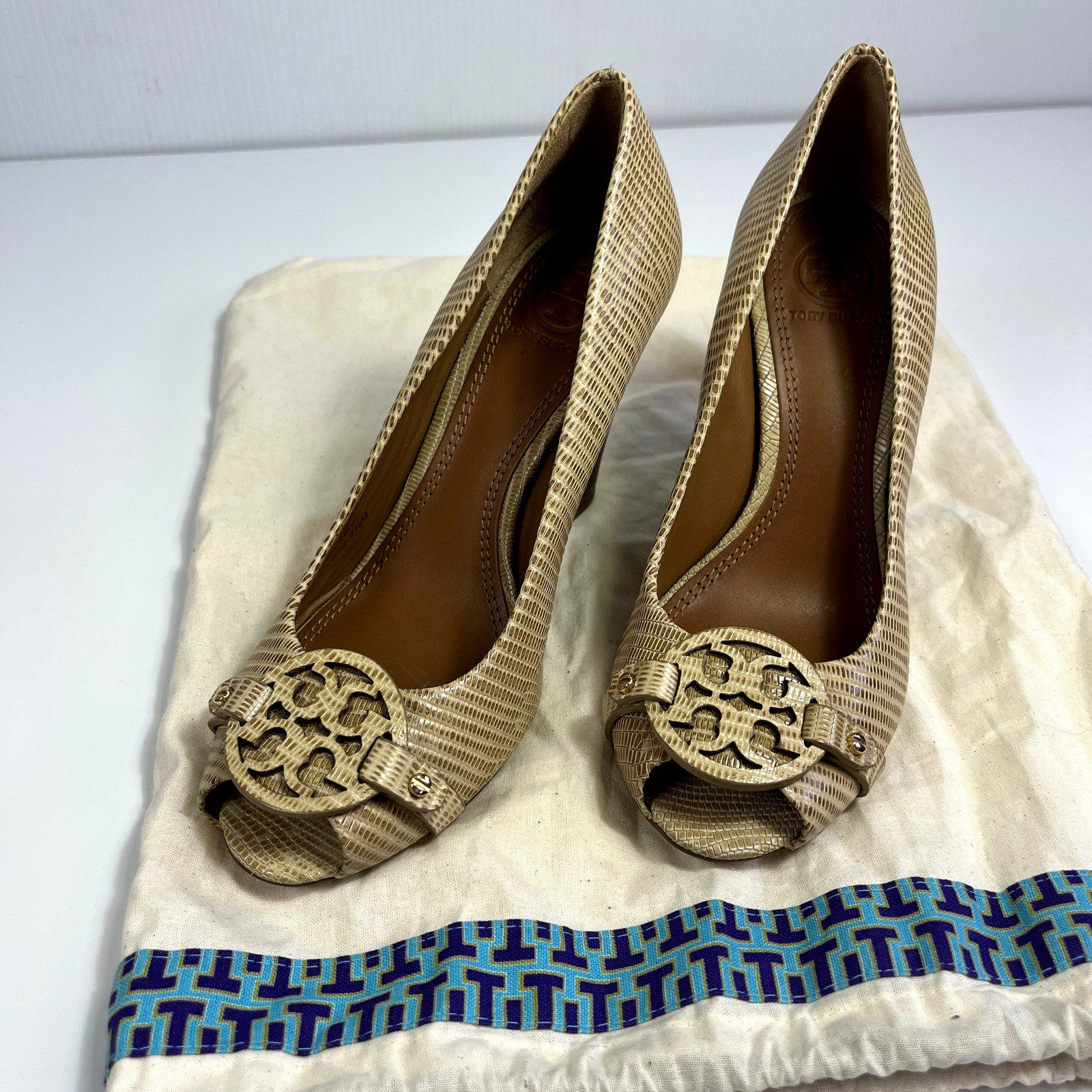 Tory Burch Size 6.5 Julianne Wedge Peep Toe Pumps Lizard Skin Heels Dustbag