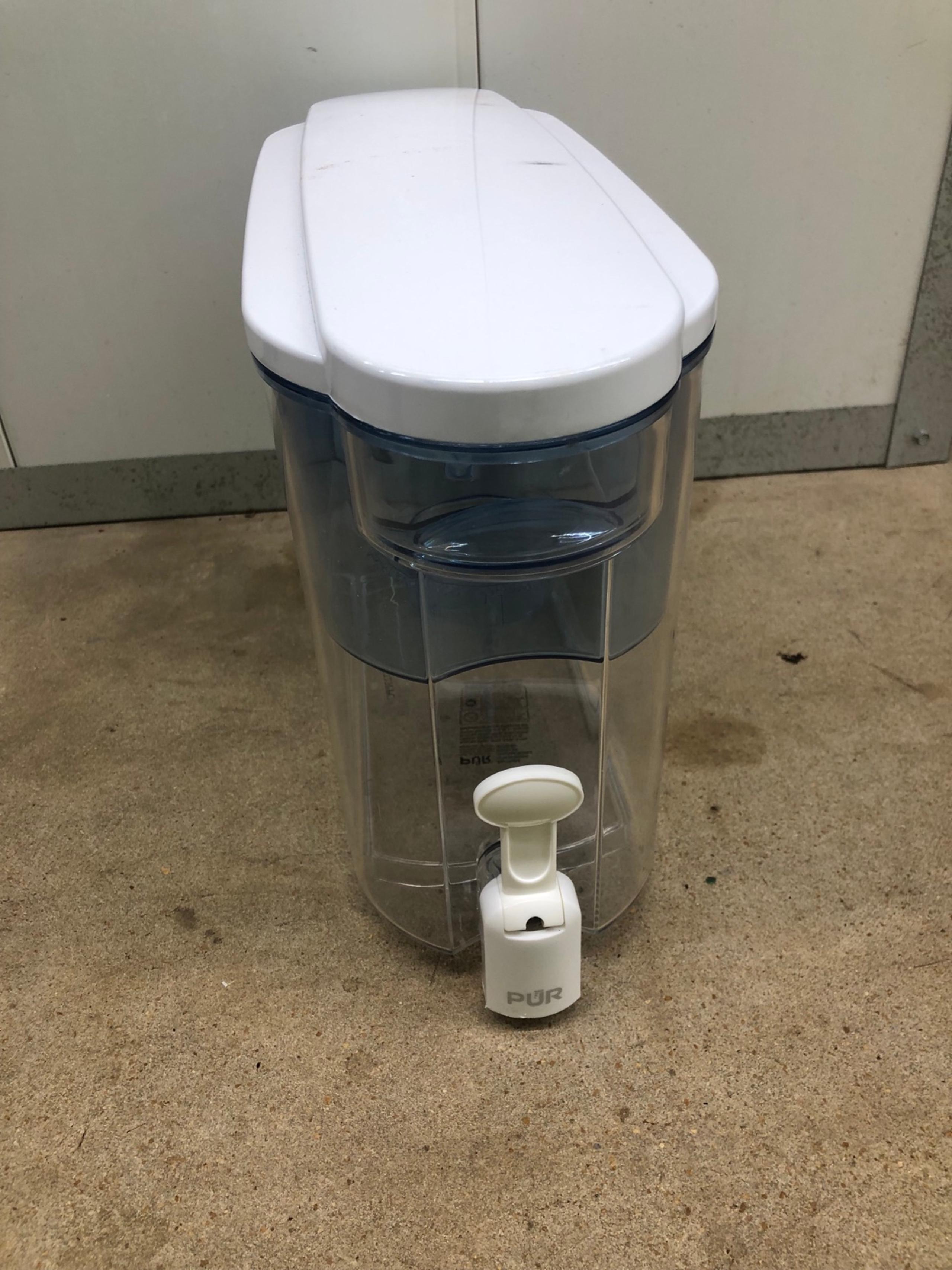 Pur water filter container pitcher dispenser