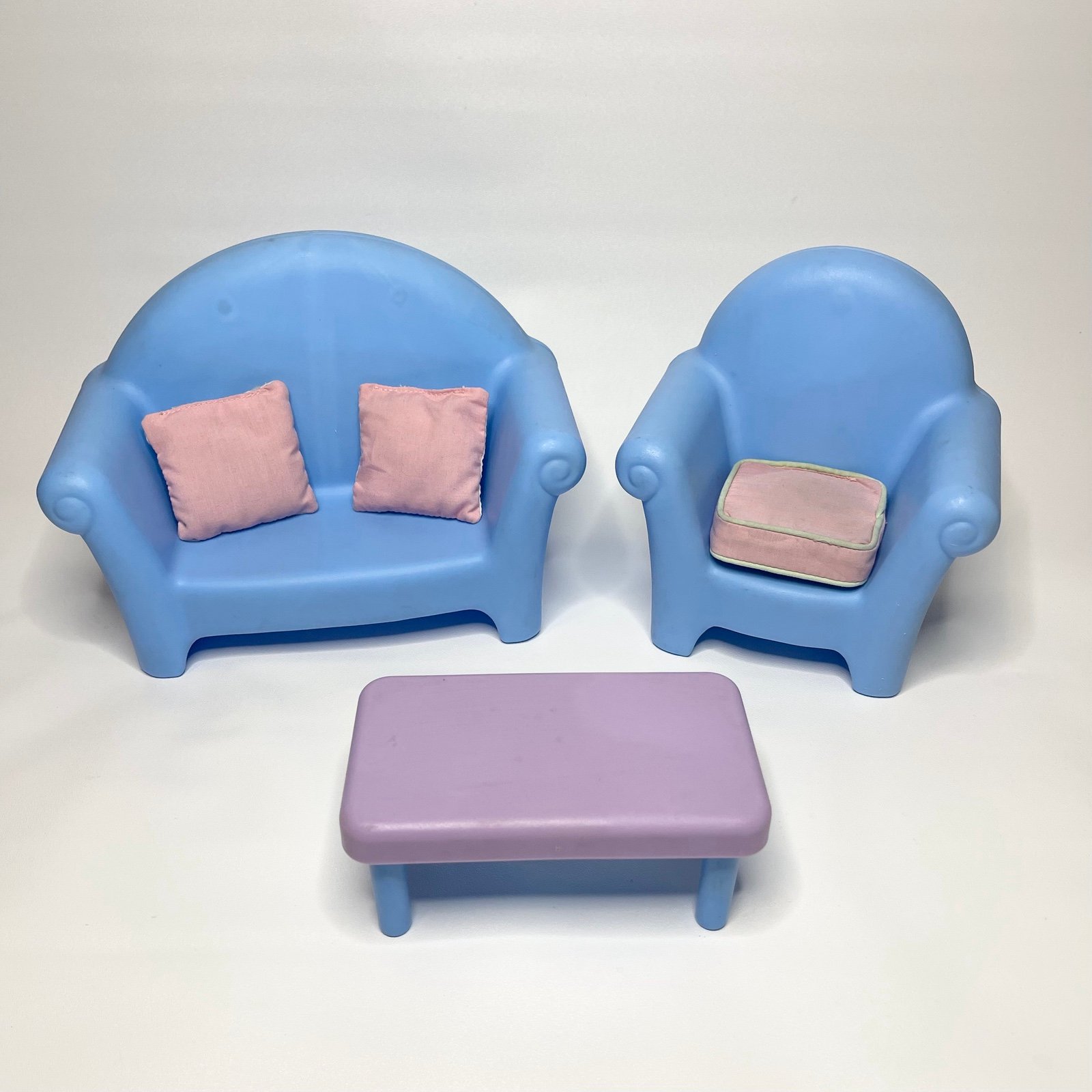 Little Tikes Dollhouse My Size Barbie Couch Sofa, Chair, Table, Pillows