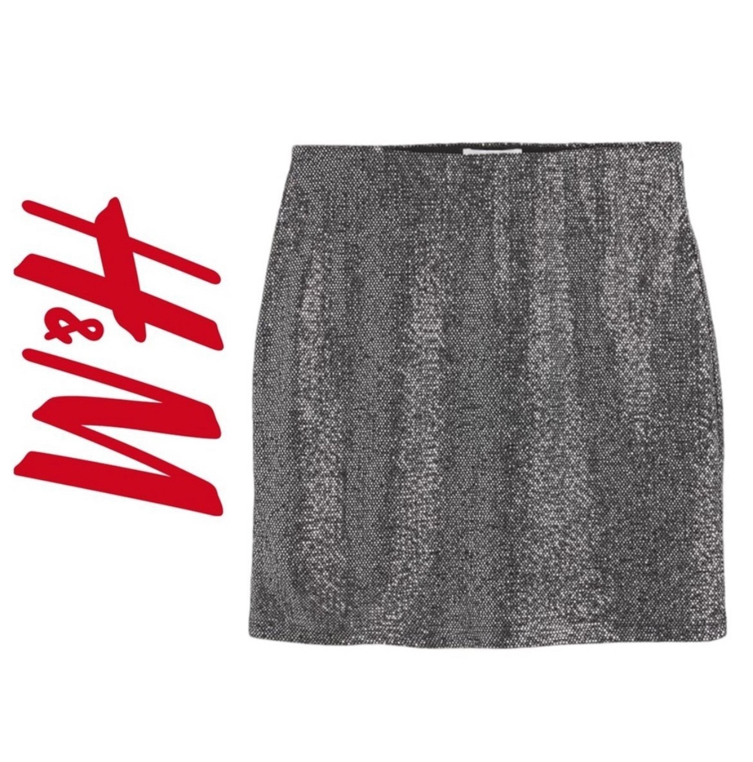 NWOT Black Silver Glittery Short Jersey Skirt Women’s XL PRICE FIRM