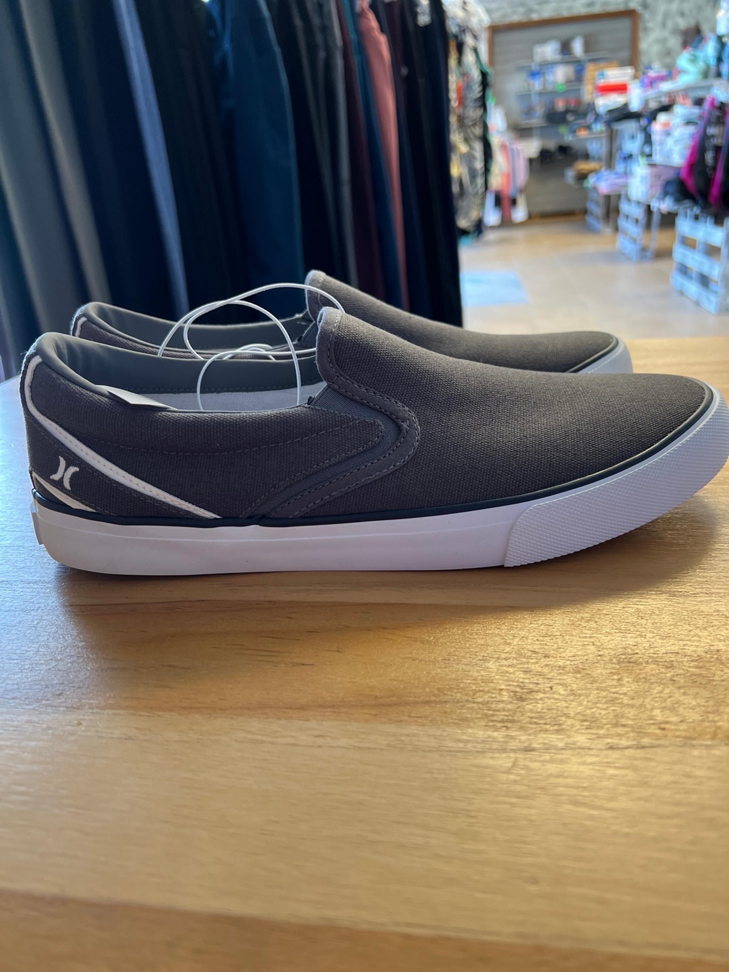 Hurley Arlo Men’s Slip on shoes size 9.5