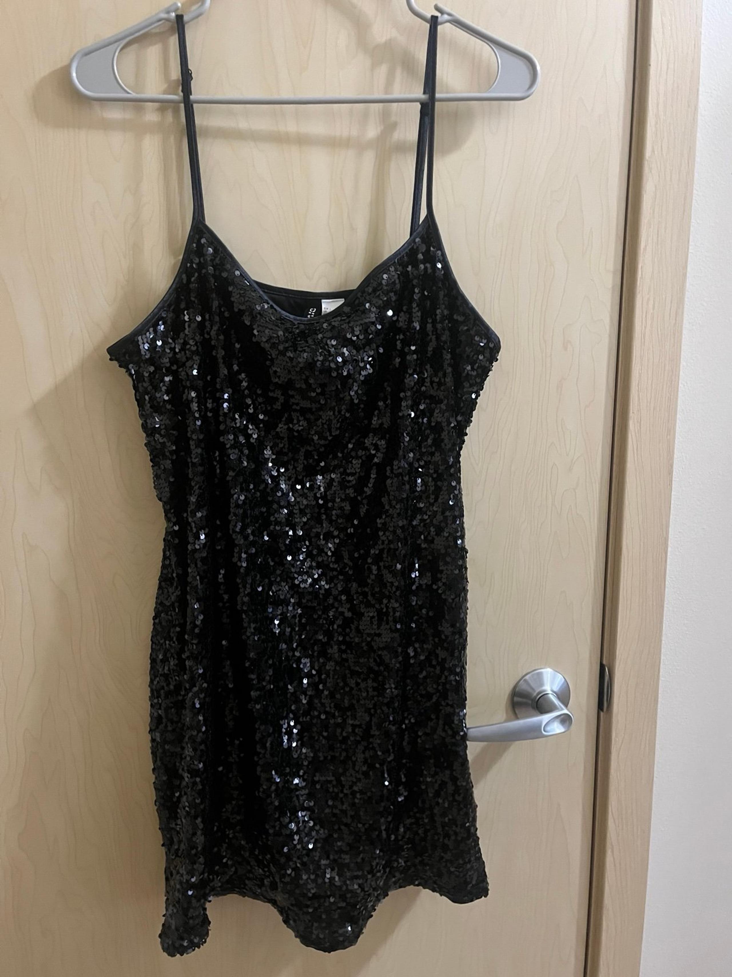 NWT Women’s H&M Sequins Dress