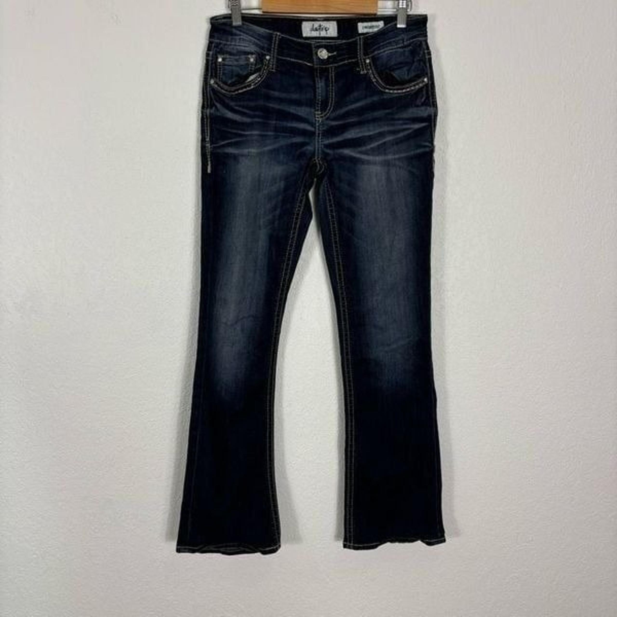 Daytrip The Buckle Dark Wash Lynx Bootcut Jeans