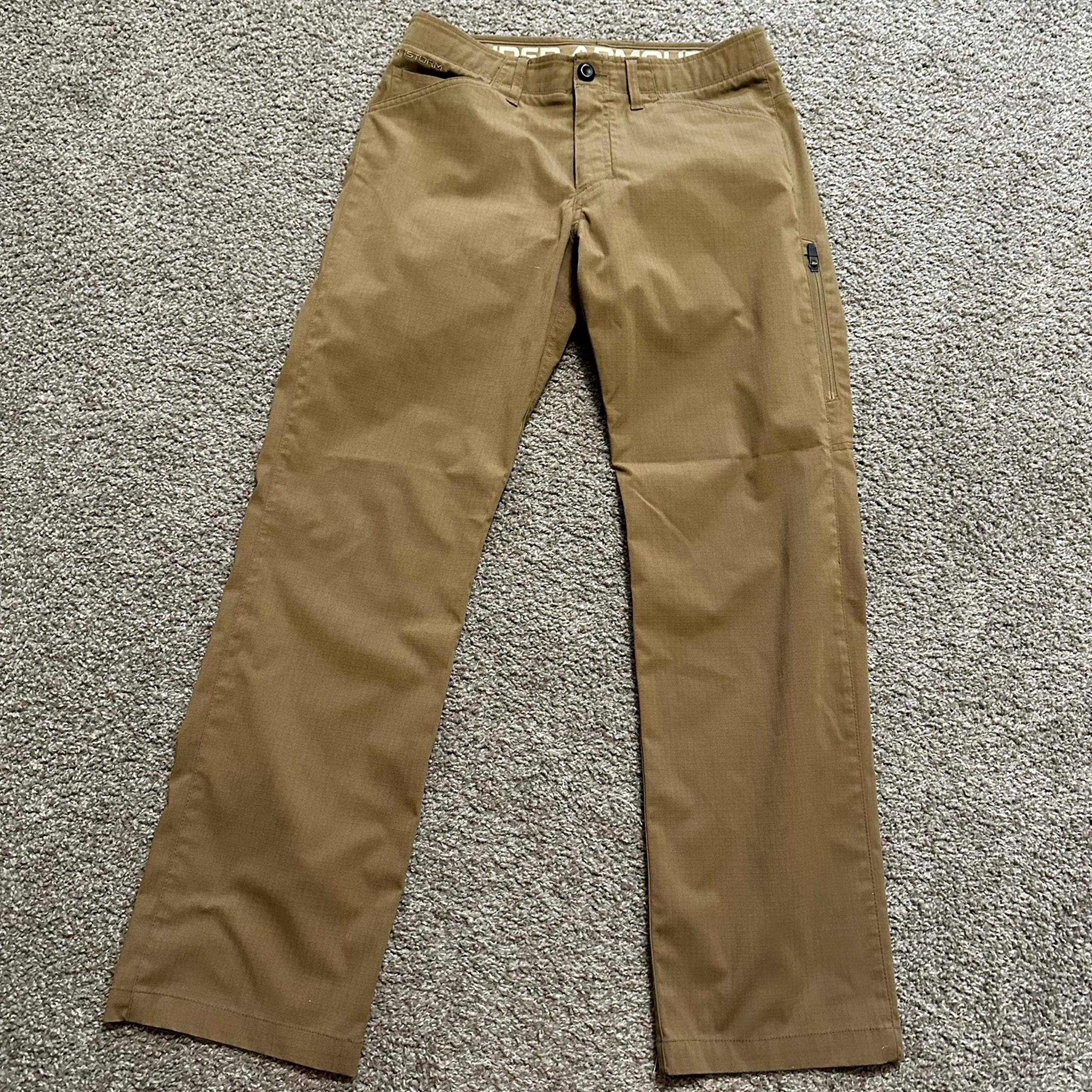Under Armour Men's Khaki Chinos