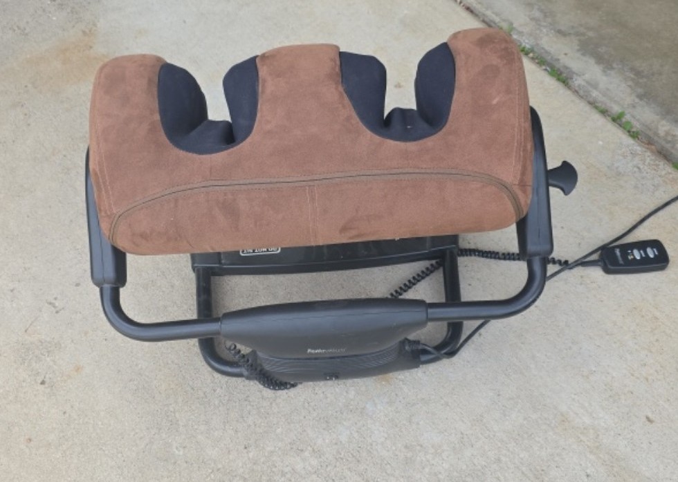 Grey Human Touch iJoy OTTOMAN 2.0 Calf & foot MASSAGER