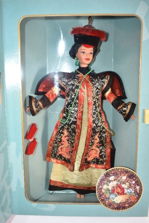 CHINESE EMPRESS COLLECTORS EDITION 1996 GREAT ERA MATTEL BARBIE #16708