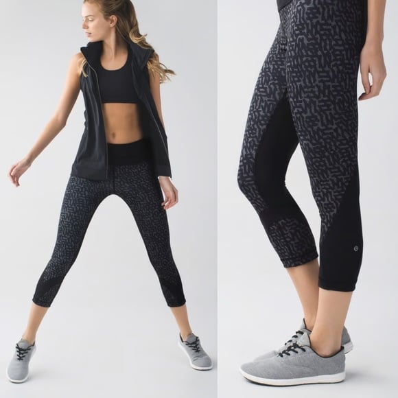 Lululemon Run Inspire Crop II Full-on Luxtreme Heathered Net Pop Black Size 8