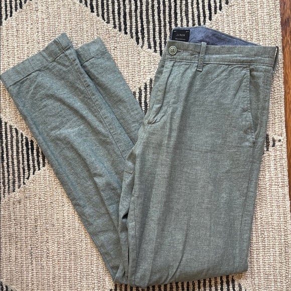 J. Crew Green Chinos Comfortable Cotton Khakis