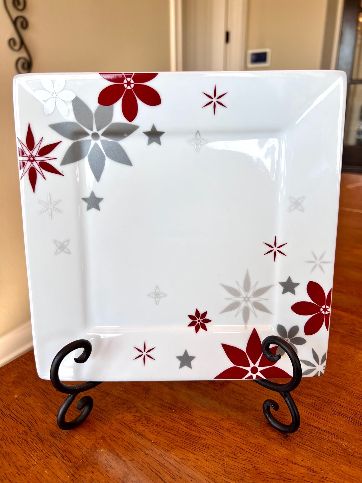 Food Network LINZER STAR 8 1/8 Square Salad Plate Confetti Red Silver Christmas