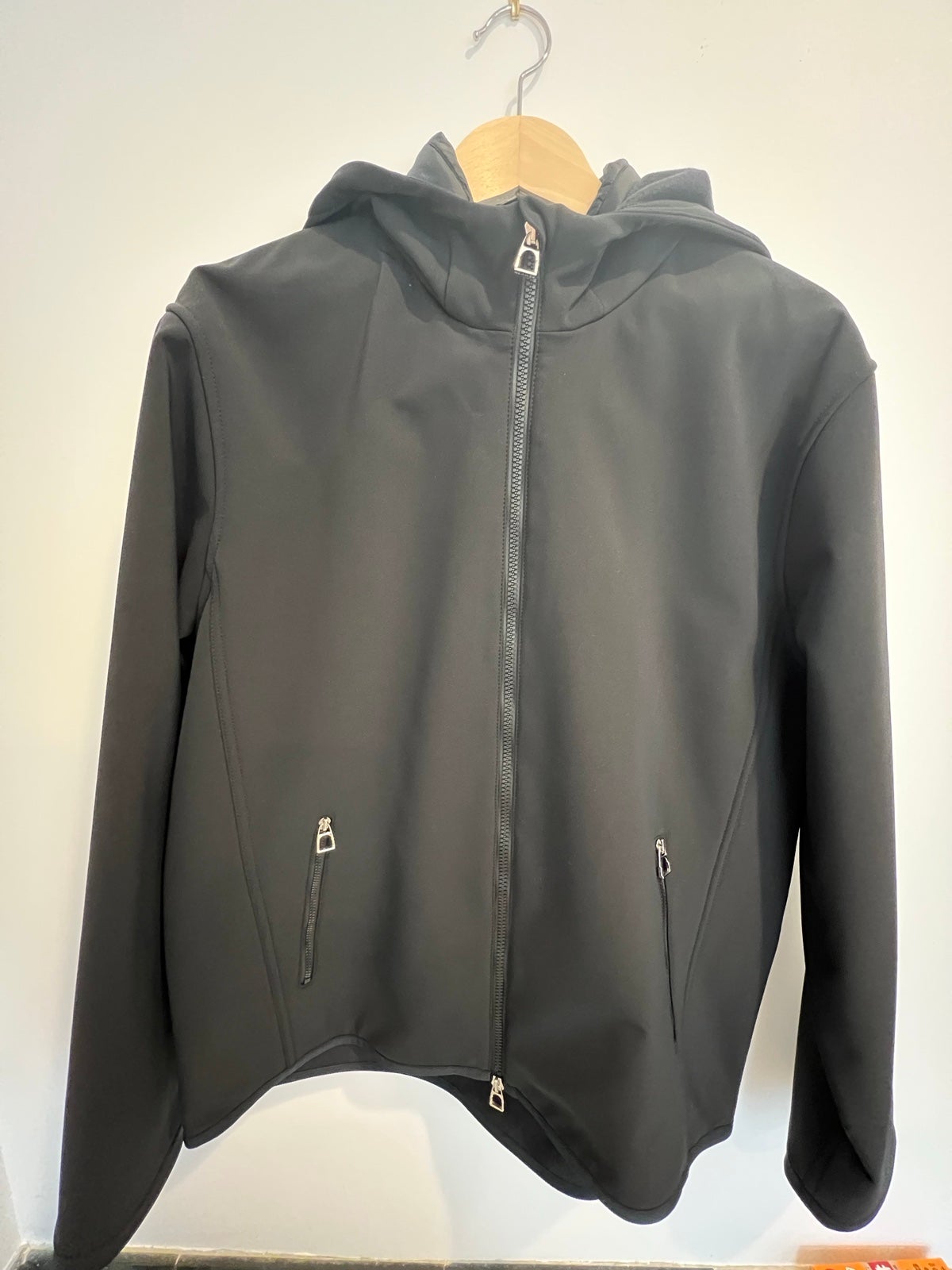 NWT HERMES Cirrus Waterproof jacket