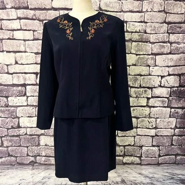 Amanda Smith Long Sleeve Jacket & Skirt Suit Size 14