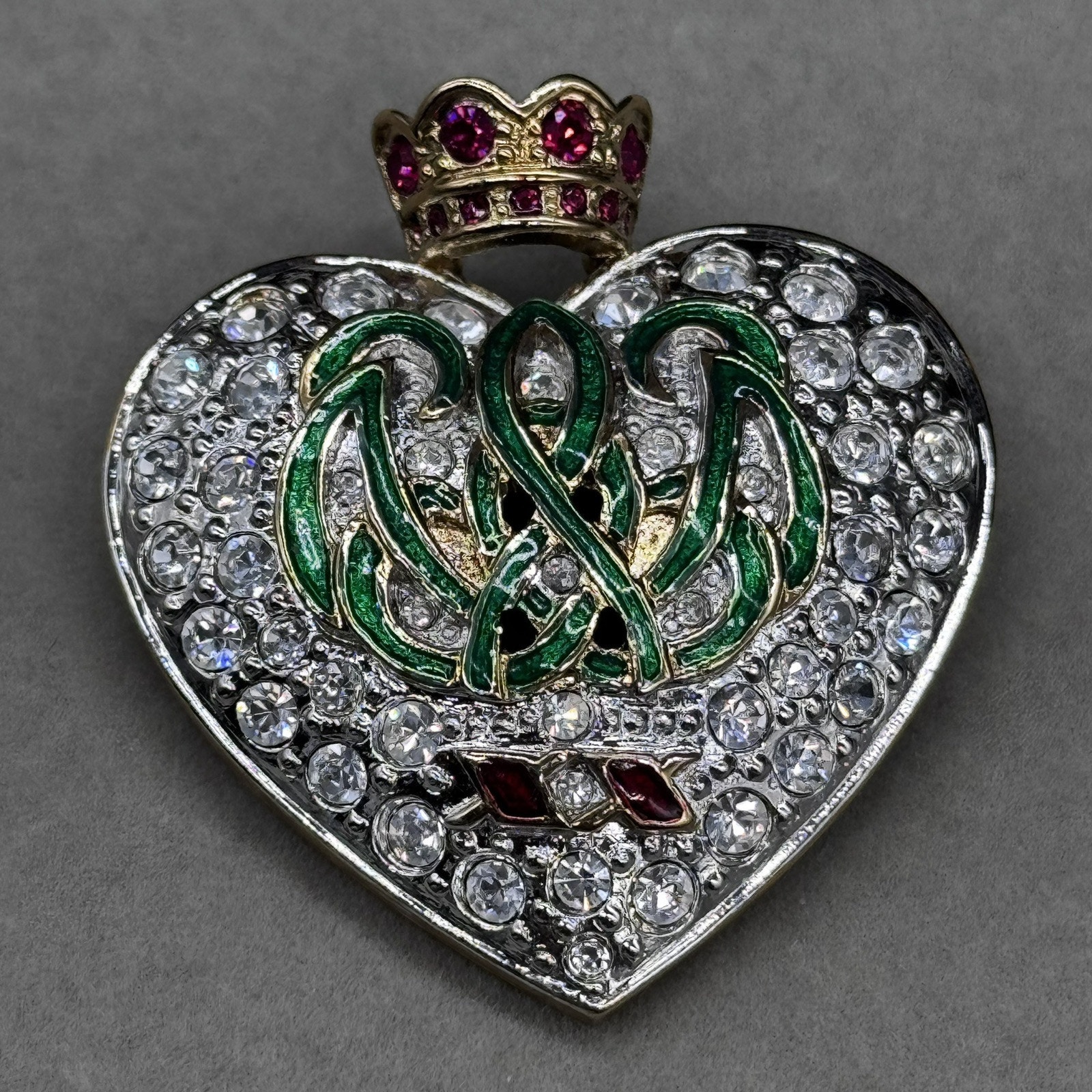Vtg Carolee Treasures of the Duchess Windsor Crowned Heart Brooch Pin Crystal