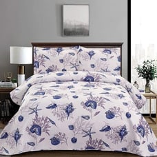 Summer lightweight reversible quilt Twin