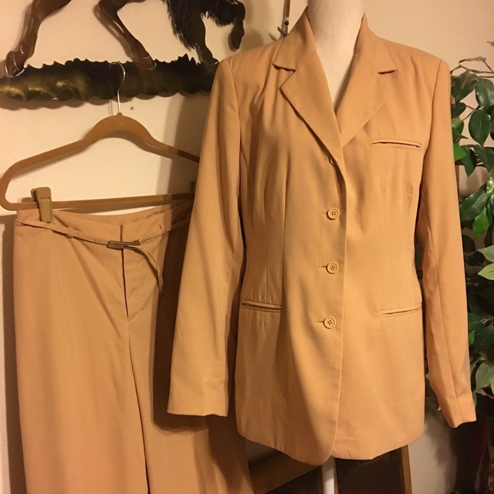 Metro Style golden tan jacket and pant set suit