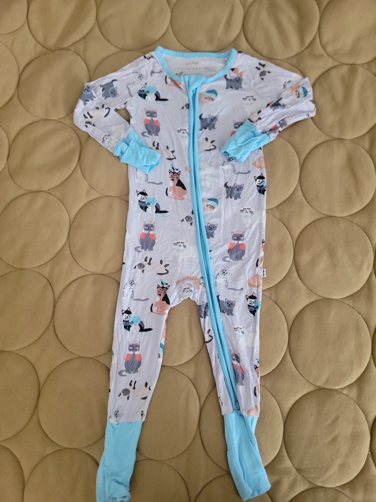 Little Sleepies Cool Cats 6-12 mnth
